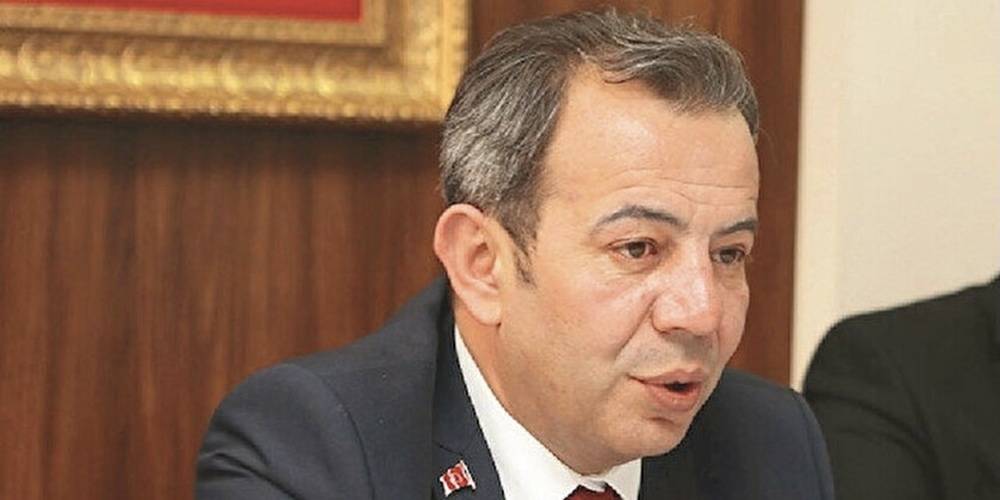 Irkçı belediye başkanı Tanju Özcan: CHP beni örnek alsın