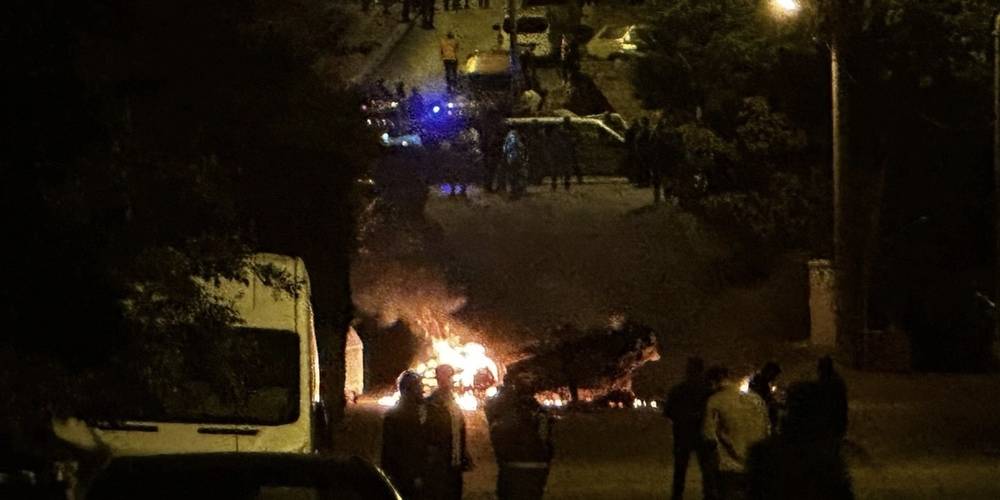 Kayseri'de olaylar dindirilemiyor olaylarda 10 polis yaralandı