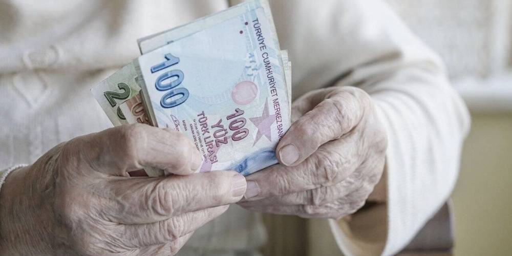 TBMM'de kabul edildi: En düşük emekli maaşı 3500 TL olacak